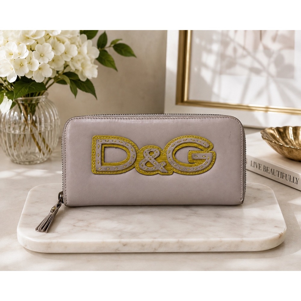 Dolce & Gabbana Lilac Leather Zip Around Wallet Yellow Logo Made in Italy